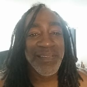 Meet your Posher, Gregory